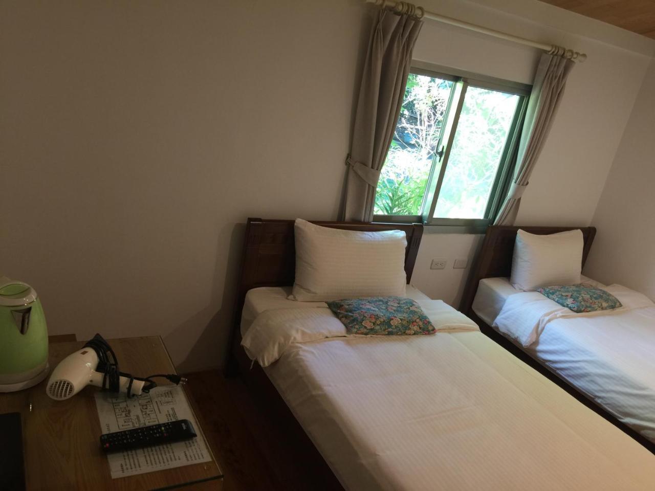 Hou Shan Ren Jia B&B Luye Exteriér fotografie